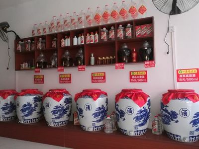 水果店里賣散裝酒 開啟創業新篇章，機遇與挑戰并存